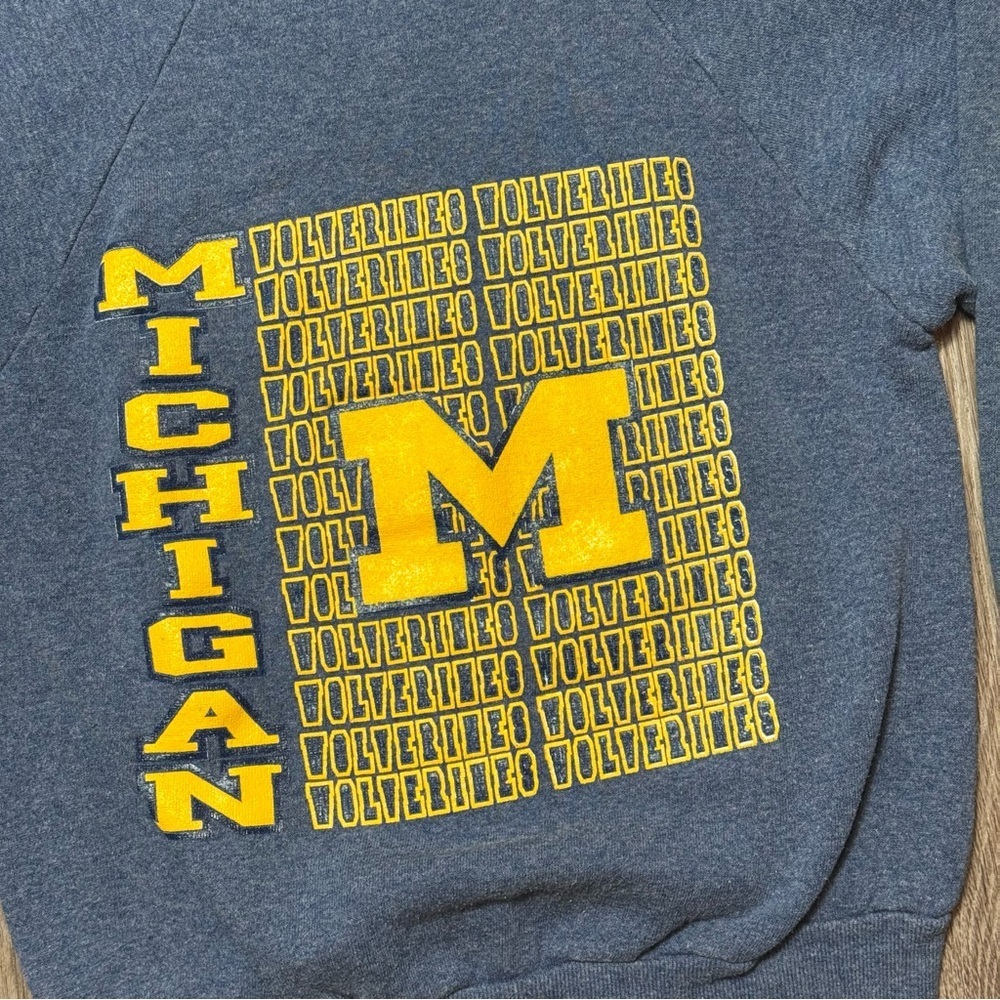 Vintage women’s Michigan Wolverines college ncaa crewneck sweatshirt blue XS - Picture 2 of 5